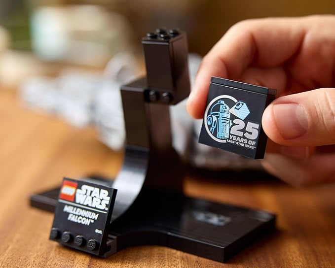 Nave Millennium Falcon - Star Wars  921 PCS
