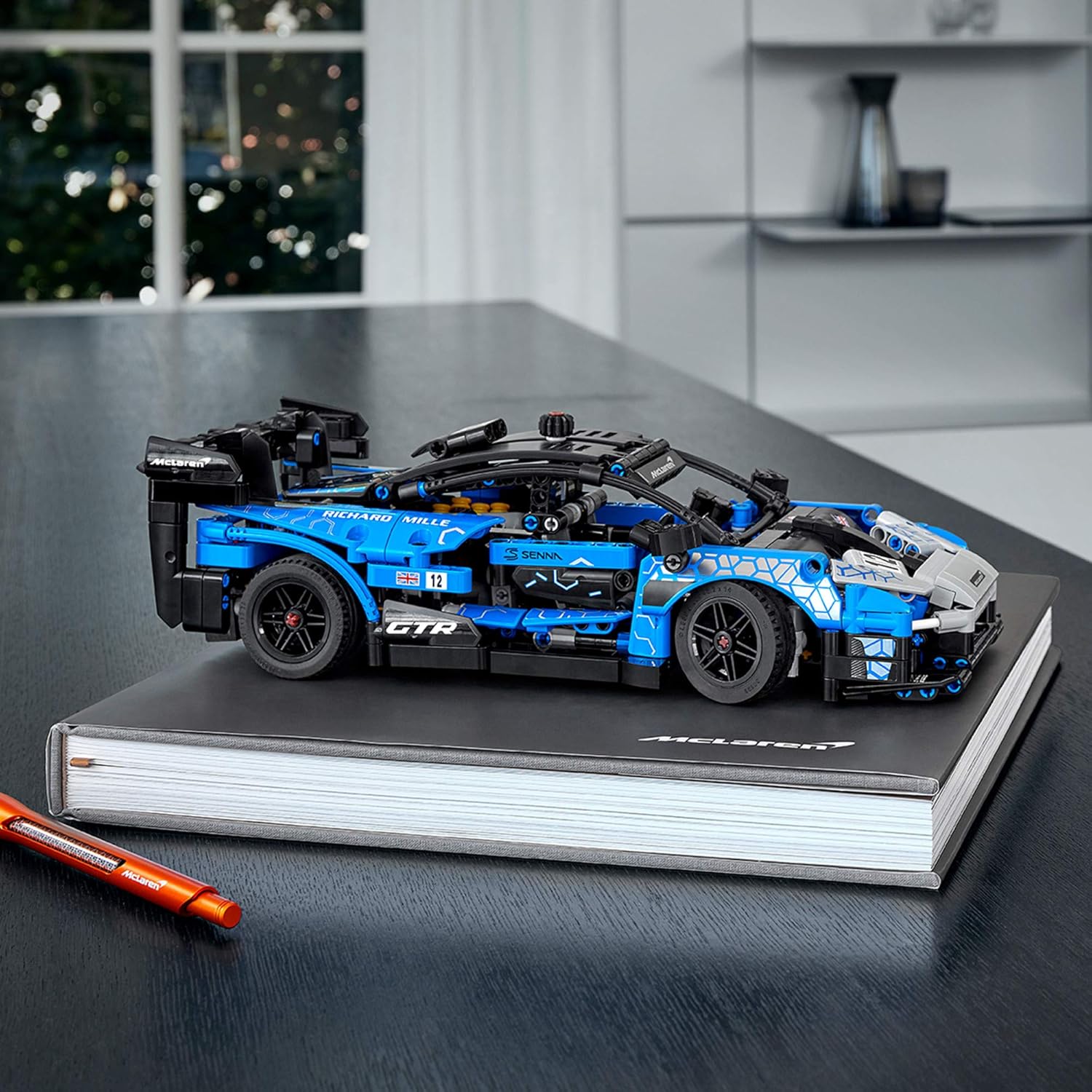 McLaren Senna GTR  1404PCS