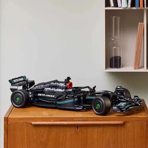 Fórmula 1 Mercedes-AMG W14  1642PCS